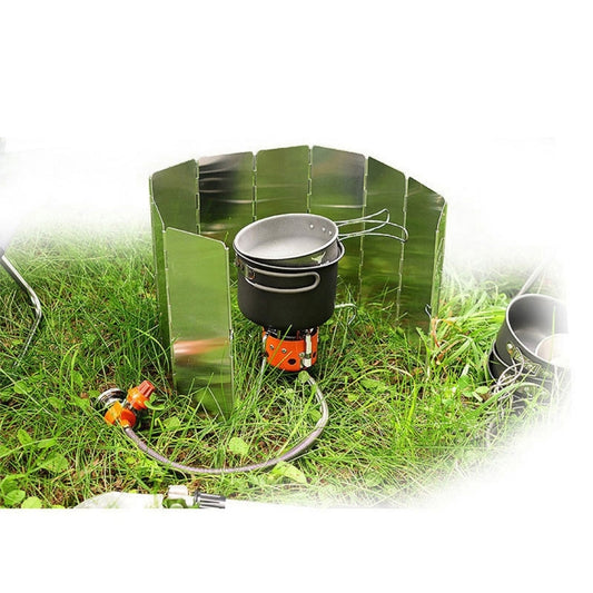 Green folding stove windscreen panels with loop support for outdoor cooking pot