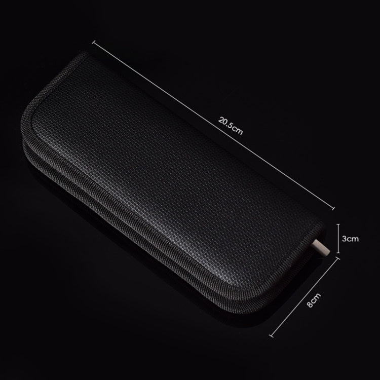 Compact black zippered case for dentist tools, approx. 20.5 cm long