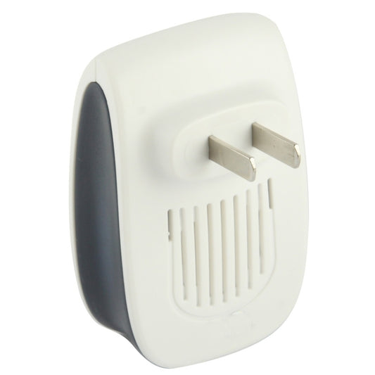Ultrasonic pest repeller device with plug prongs and vented speaker grille