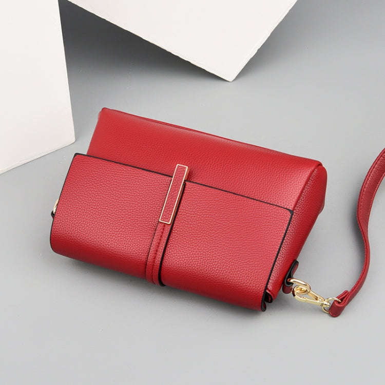 Red small square single-shoulder messenger bag with front flap and metal clasp