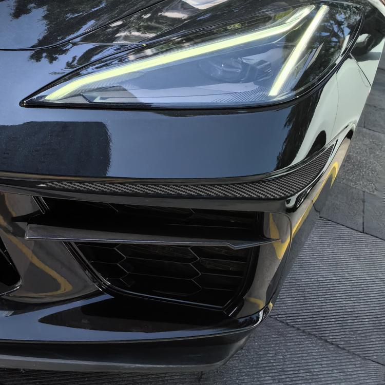 Installed carbon fiber-pattern bumper lip stickers on front corner