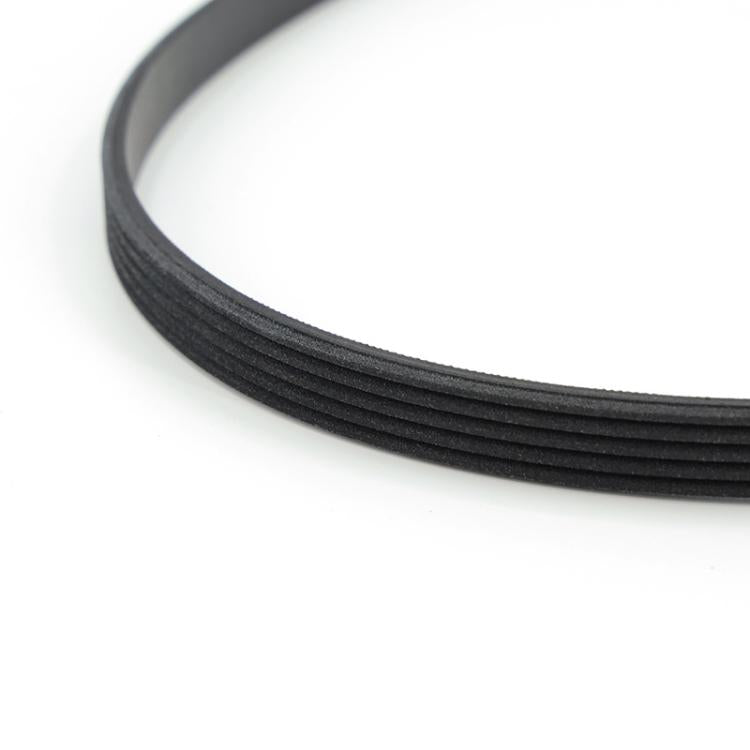 Black ribbed elastic belt edge view