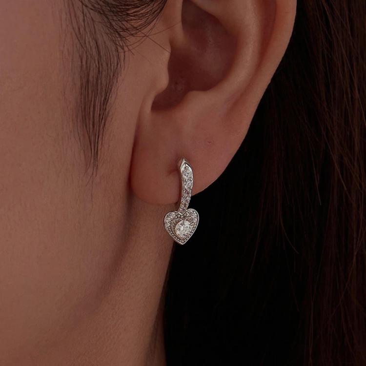 Sterling silver heart-shaped moissanite drop earring