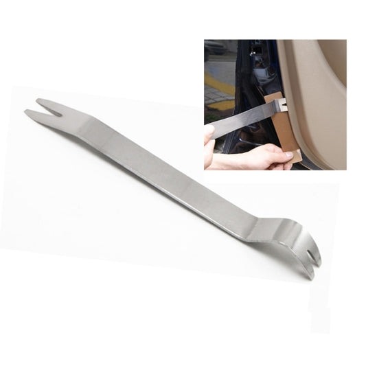 Metal wrecking bar with forked claw end and curved pry tip