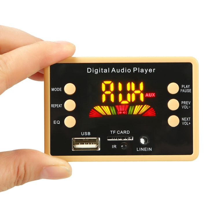 5V car digital audio player front panel held in hands, color display and USB/TF ports