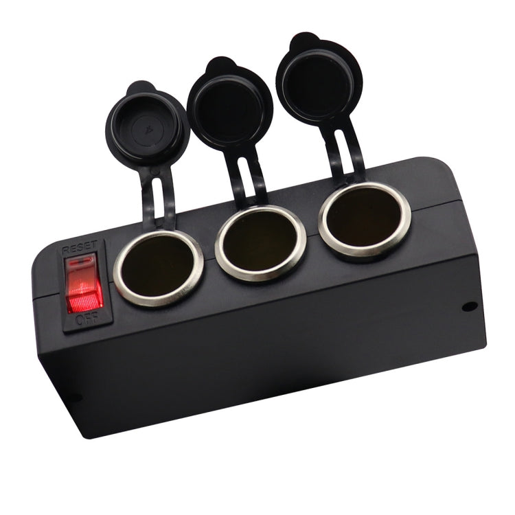 Car 3-in-1 12–24V cigarette lighter socket with three ports, reset switch and red LED