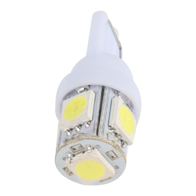 White T10 LED indicator bulb with clear double-chip lens and white plastic base