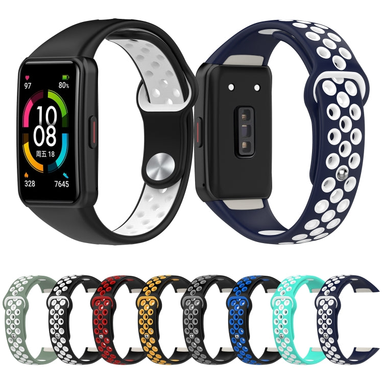 Two-color reverse buckle silicone watch band set in assorted strap colors