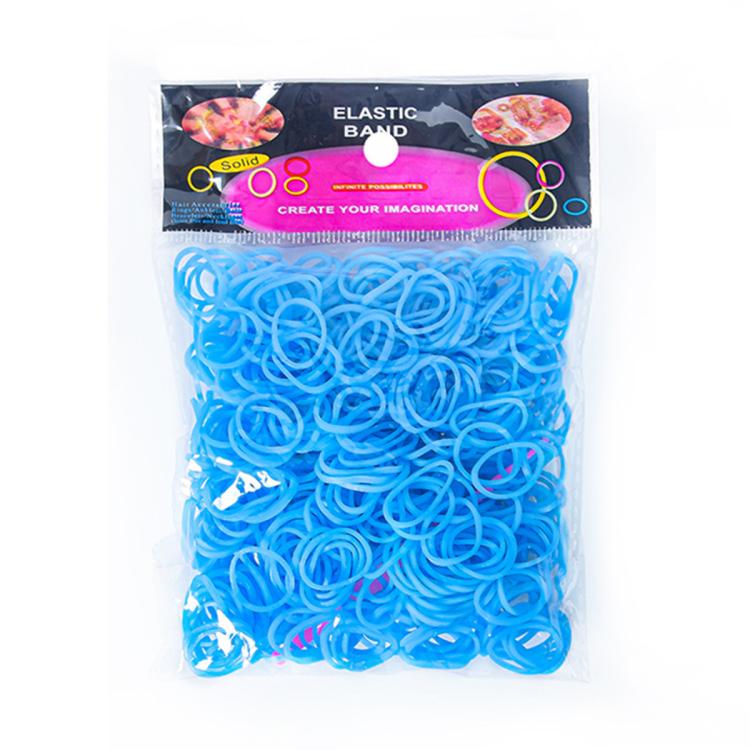 Rubber band bracelet making kit with light blue elastic bands, 600-piece pack