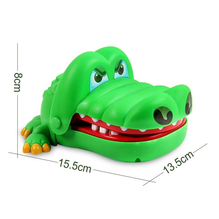 Green crocodile bite toy, 15.5 x 13.5 x 8 cm, open jaws with teeth