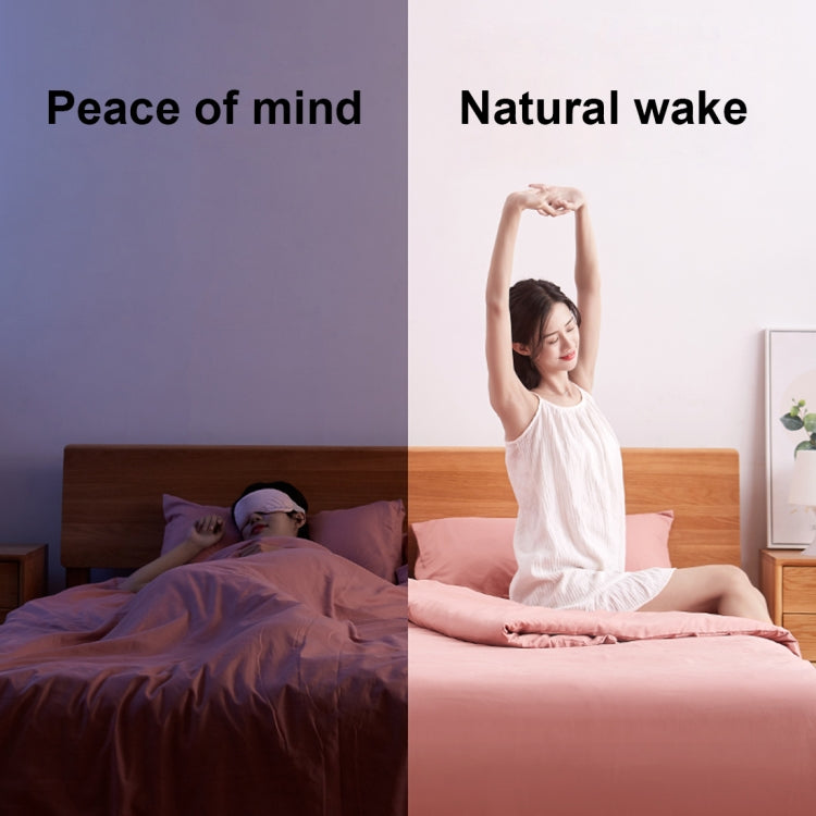 USB eye mask, flesh-colored padded cover worn while relaxing in bed