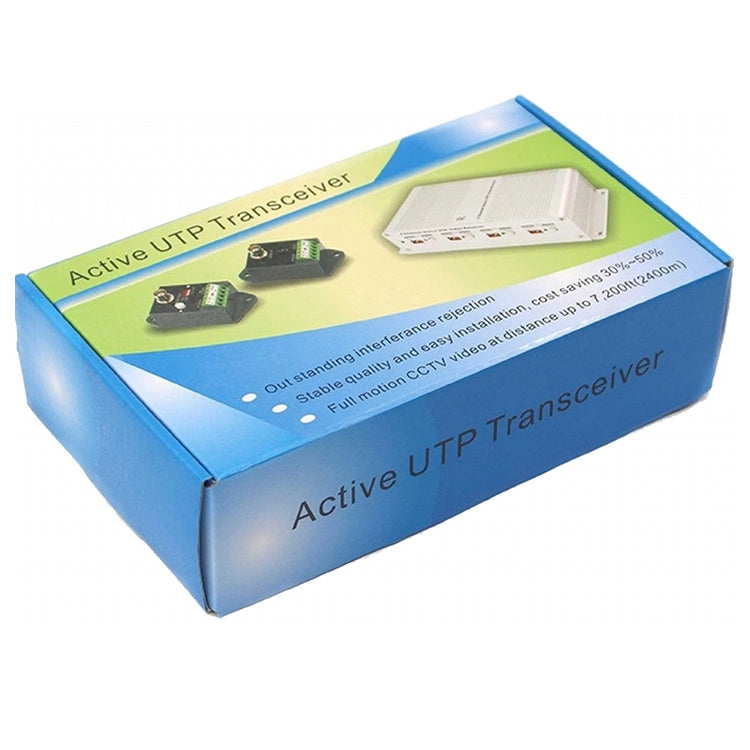 Active UTP transceiver retail box with device photos and product name