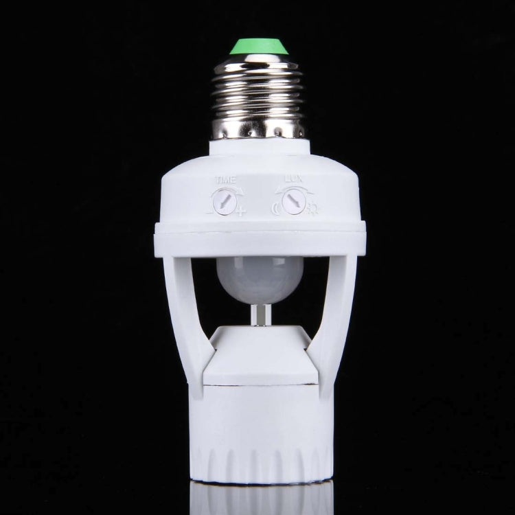 White E27 PIR motion sensor lamp holder with adjustable dials and silver screw base