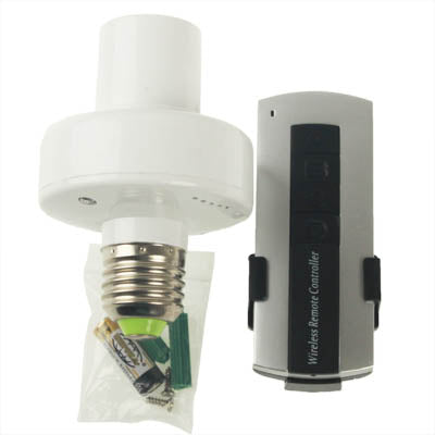 White E27 lamp adapter and wireless remote controller set