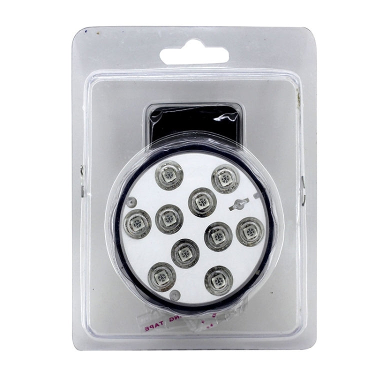 10-LED deck light in retail packaging with clear round housing and built-in LED array