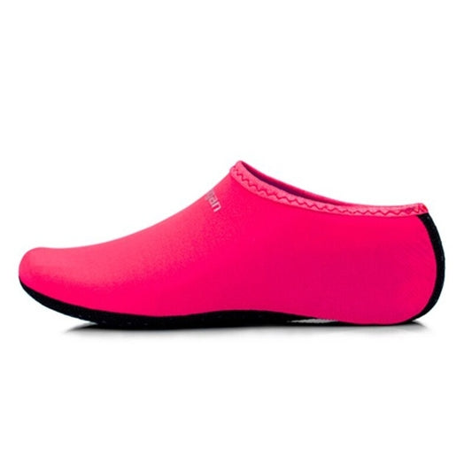 Yoogan unisex swim sock in bright pink with black non-slip sole