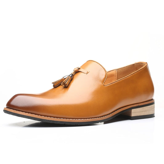 Men's pointed slip-on dress shoe, tan leather-look upper, tassel detail, rubber sole