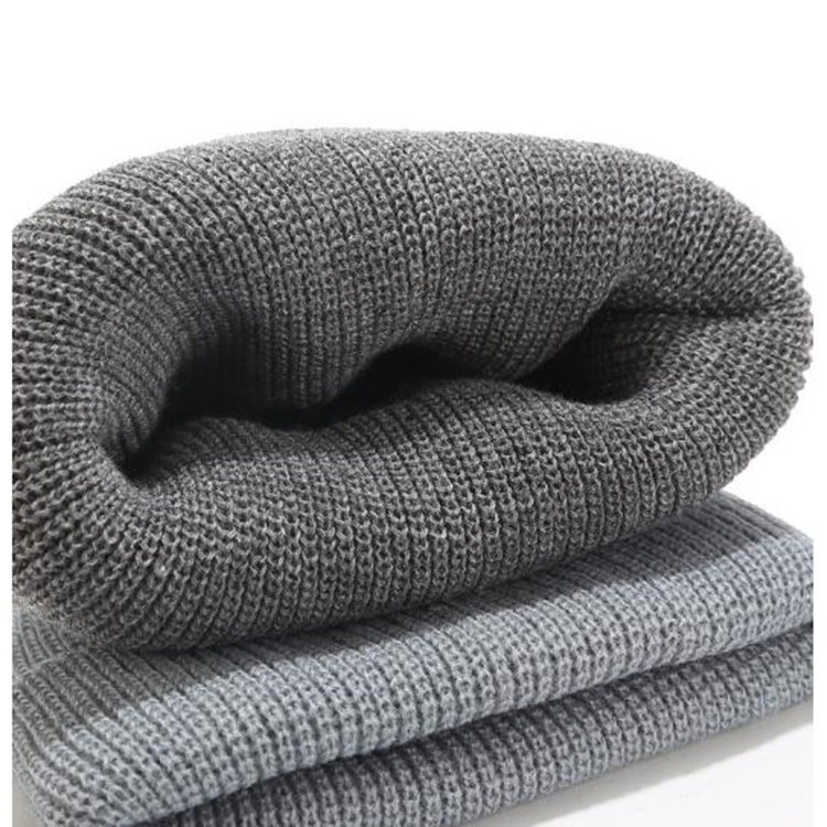 Light gray ribbed knit fold fabric detail