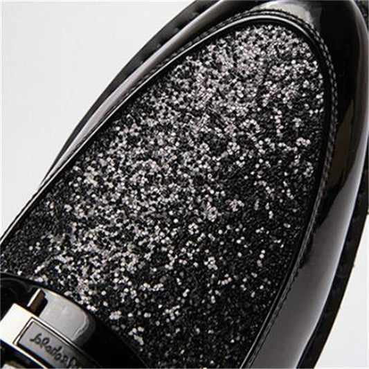 Black glitter leather shoe upper with pointed toe and stitched edge trim