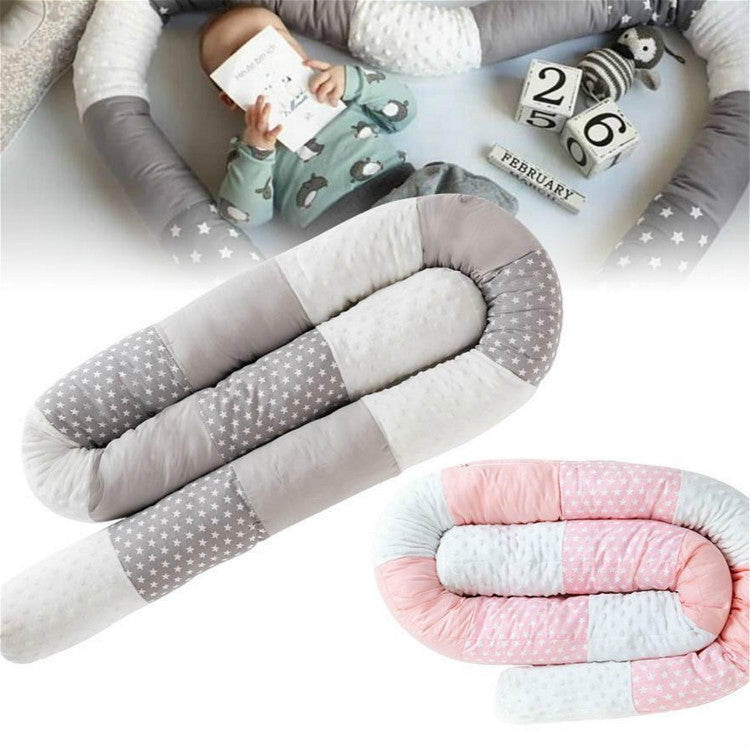 Cylindrical crib bumpers set: gray and pink star print with padded sections