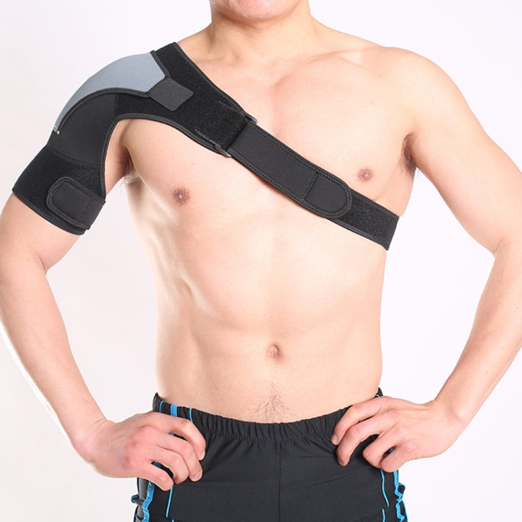 Men’s shoulder dislocation protector brace with fixed strap, black and gray padding