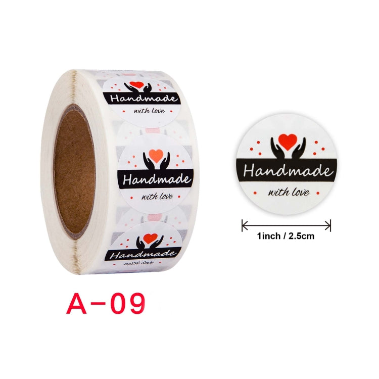 A-09 roll seal stickers with circular “Handmade with love” labels; includes one sticker