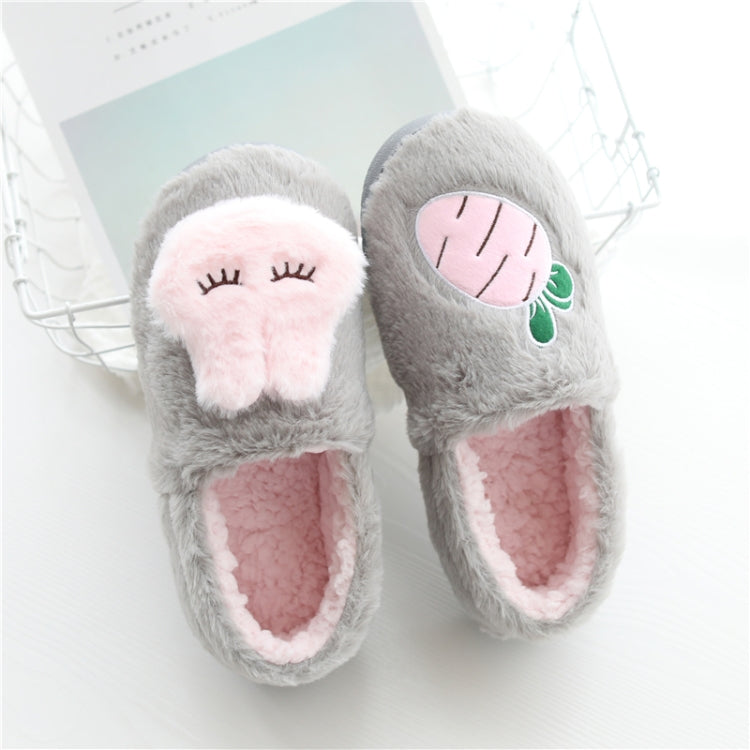Cotton plush slippers in gray with pink inner lining and fruit face applique