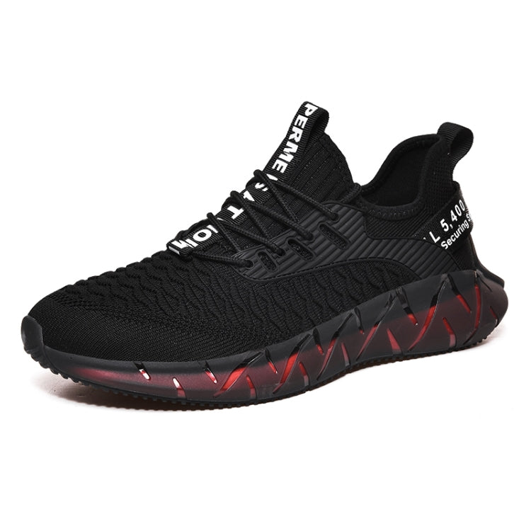 Men's breathable mesh sneakers in black with cushioned tongue and textured tread sole