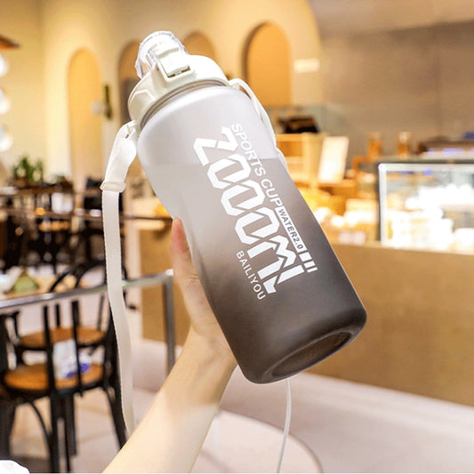 Frosted gradient sports water bottle with straw, dark black and white, 2000ml