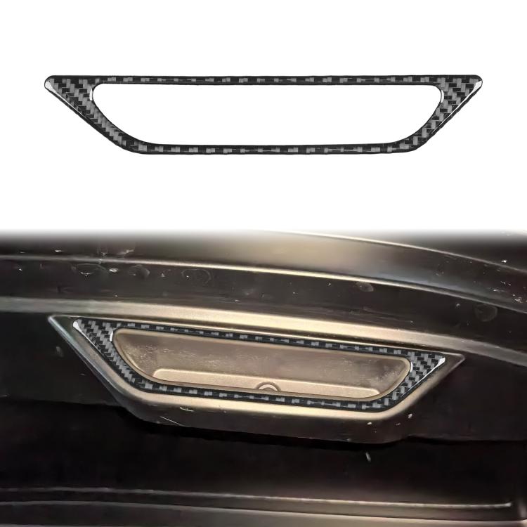 Carbon-fiber trunk handle decoration sticker installed on rear hatch handle surround.