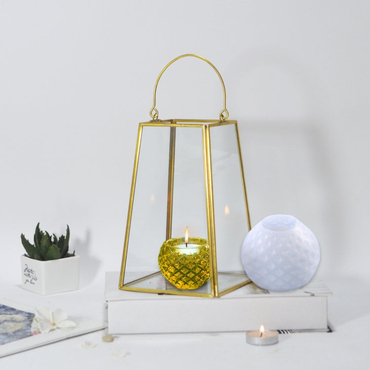 Polka-dot silicone molds: translucent white round and gold heart candle holders