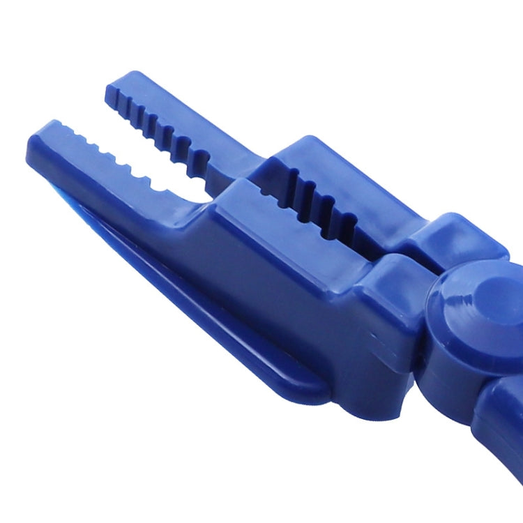Close-up of blue plastic hammer protector head with ribbed gripping teeth