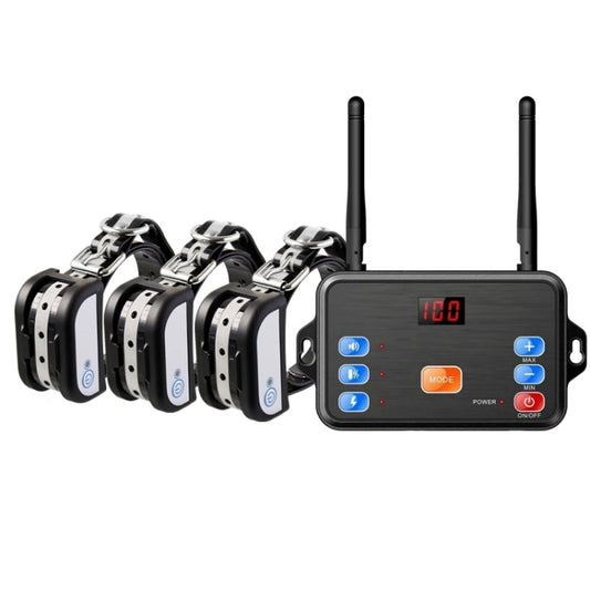 Wireless bark control transmitter with three collar receivers, black with two antennas