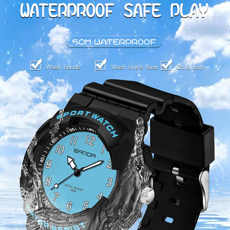 Water-resistant sport watch rated to 50m with secure TPU strap for safe play.