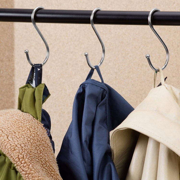 Stainless steel S-shaped hooks for hanging coats, three-pack on a rod