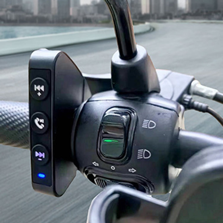 Mounted black handlebar Bluetooth control remote on motorcycle switch cluster