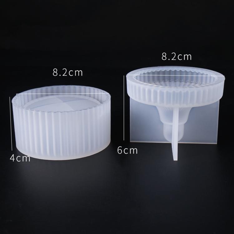 Round ribbed silicone mold, sizes marked 8.2 cm and 6 cm