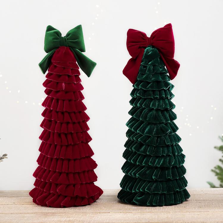 Pair of tiered fabric Christmas tree ornaments, dark red and dark green