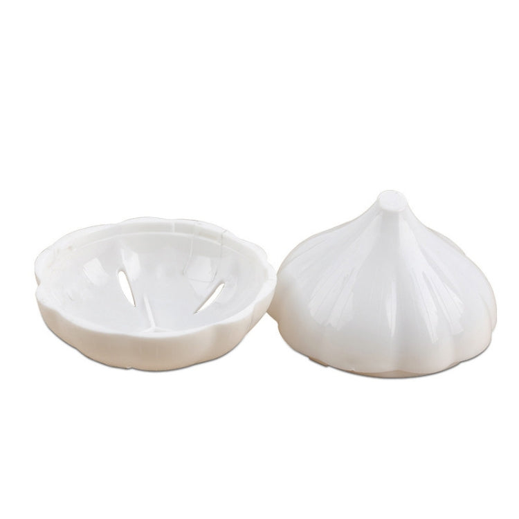 Garlic-shaped vegetable storage containers, white with bowl and bulb lids