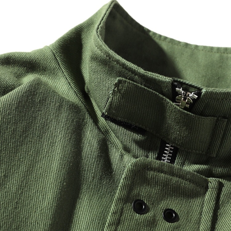 Green hooded jacket collar with front zipper and stitched placket